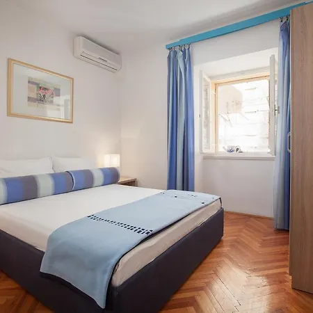 Potts Point Apartament *